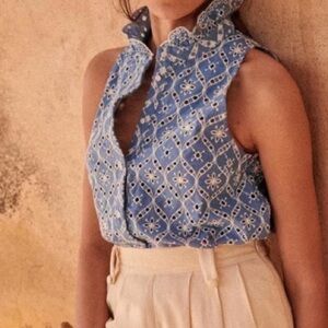Sezane Erina Shirt FR 40 US 8 Sleeveless Button Down Eyelet Ruffle Chambray Blue
